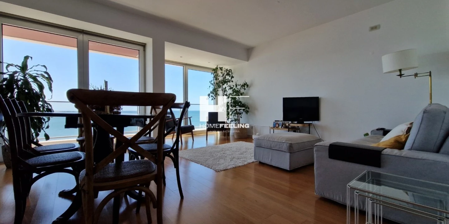 Apartamento T2 para Arrendamento em Algés, Linda-A-Velha e Cruz Quebrada-Dafundo Foto 16