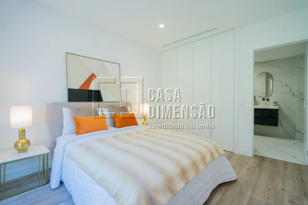 Moradia T4 para Venda em Charneca de Caparica e Sobreda Foto 49