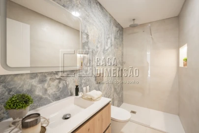 Moradia T4 para Venda em Charneca de Caparica e Sobreda