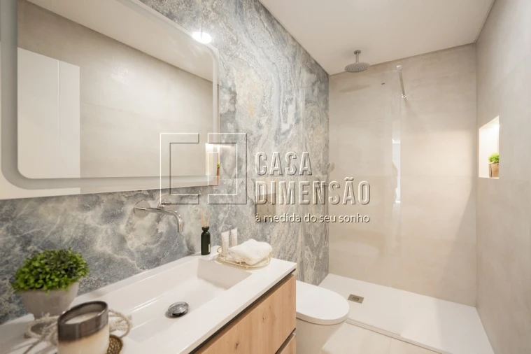 Moradia T4 para Venda em Charneca de Caparica e Sobreda Foto 20