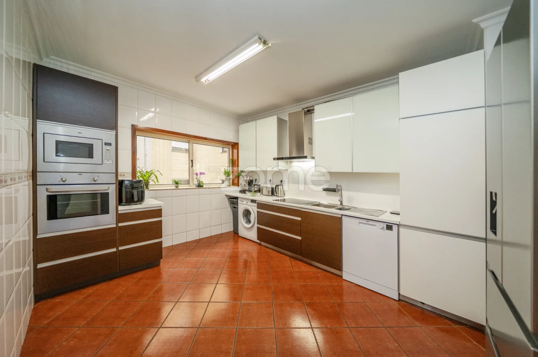 Apartamento T3 para Venda em Povoa de Lanhoso (N. Senhora do Amparo) Foto 8