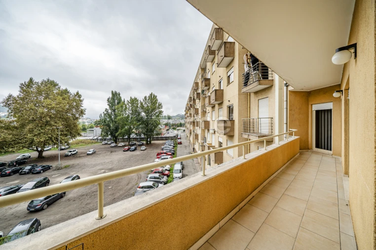 Apartamento T3 para Venda em Povoa de Lanhoso (N. Senhora do Amparo) Foto 6