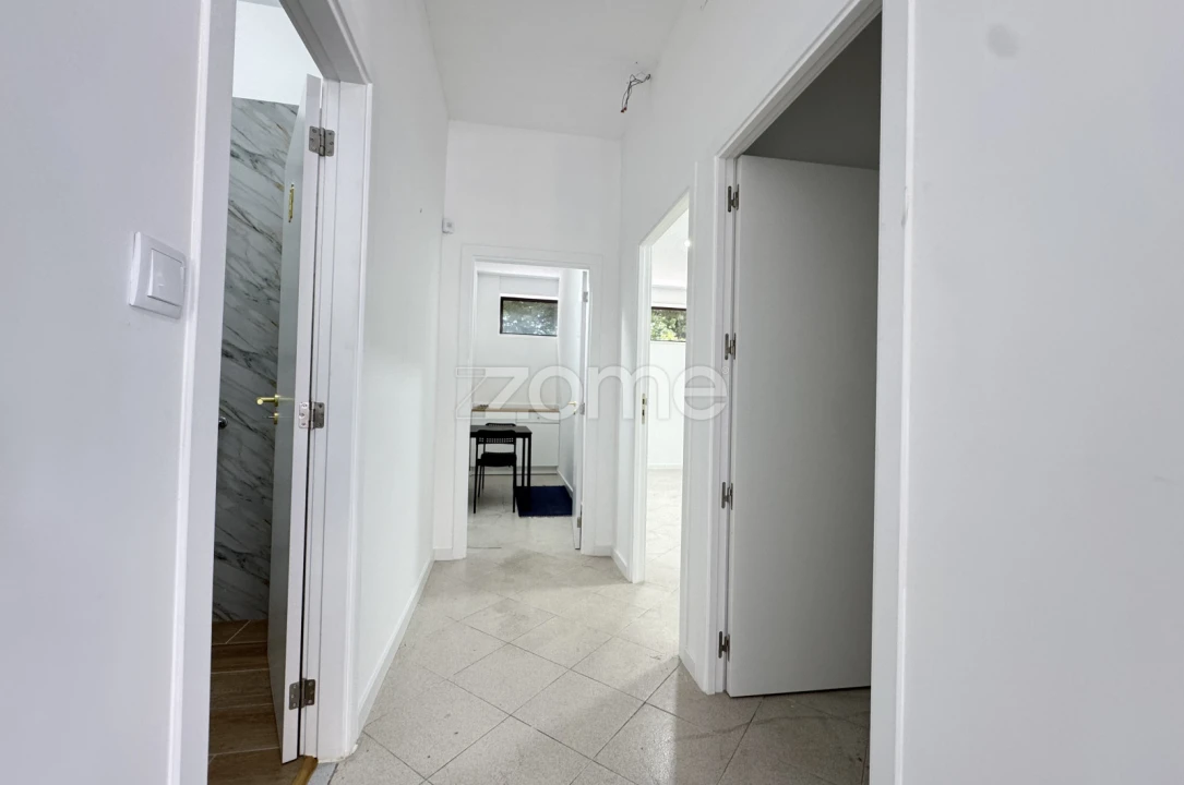 Negócio para Venda em Arcozelo Foto 5