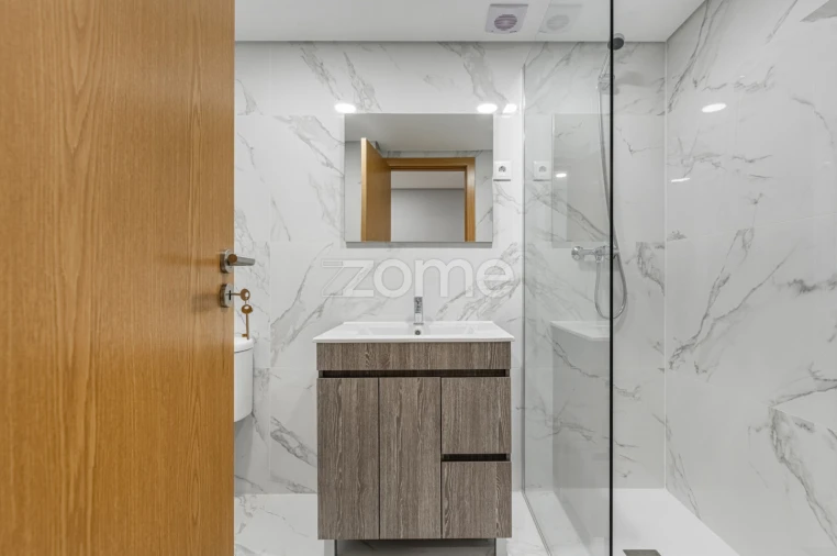 Apartamento T2 para Arrendamento em São Vicente (Braga) Foto 10