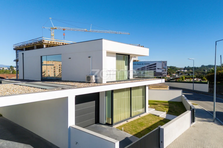 Moradia T3 para Venda em Freamunde Foto 33