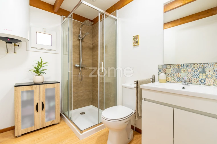 Moradia T2 para Venda em Covas Foto 23