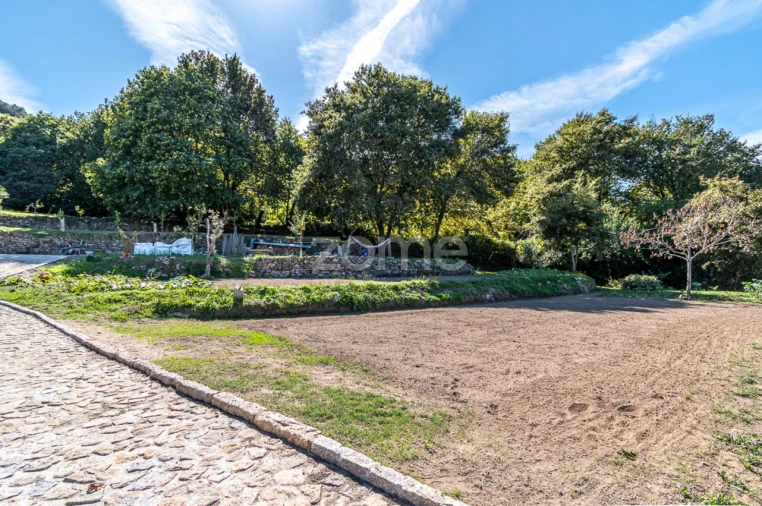 Moradia T2 para Venda em Covas Foto 45