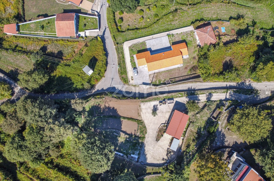 Moradia T2 para Venda em Covas Foto 38