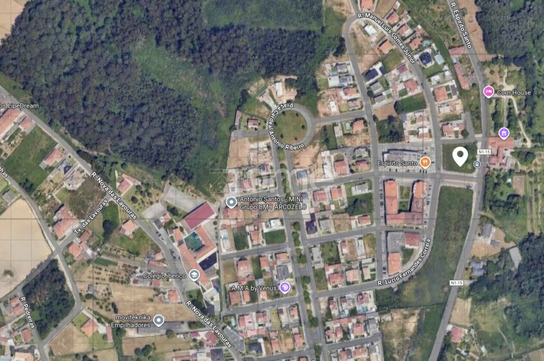 Terreno para Venda em Arcozelo Foto 5