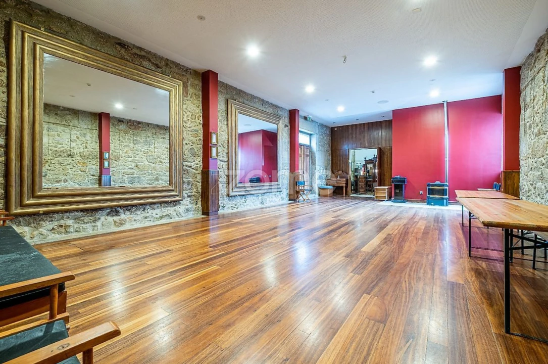 Negócio para Venda em Abraveses Foto 56