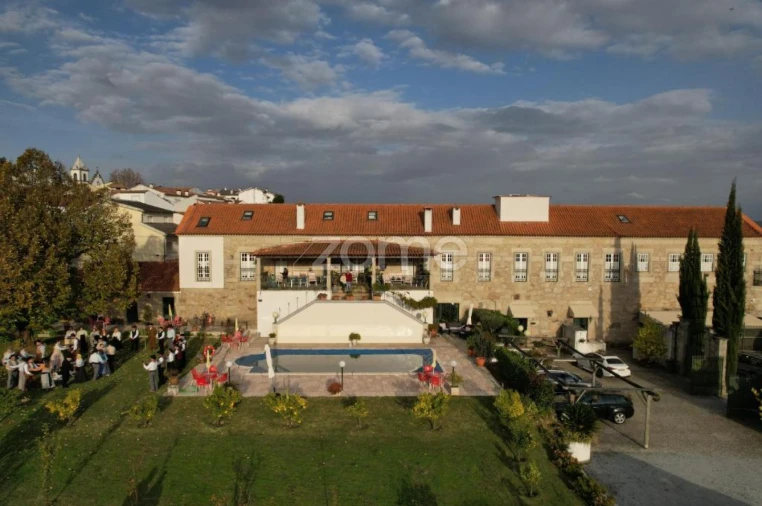 Negócio para Venda em Abraveses Foto 1