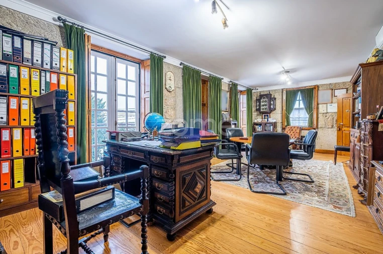 Negócio para Venda em Abraveses Foto 51