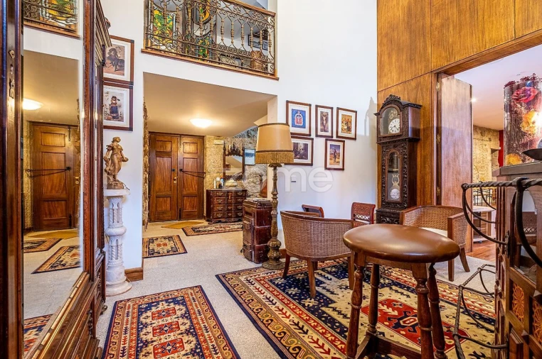 Negócio para Venda em Abraveses Foto 1