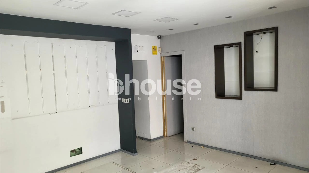 Negócio para Arrendamento em Santa Maria Maior Foto 5