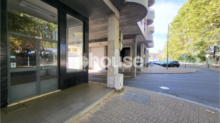 Negócio para Arrendamento em Santa Maria Maior Foto 3