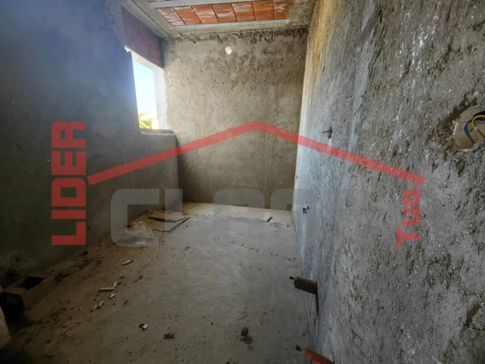 Terreno para Venda em Algoso, Campo de Víboras e Uva Foto 9