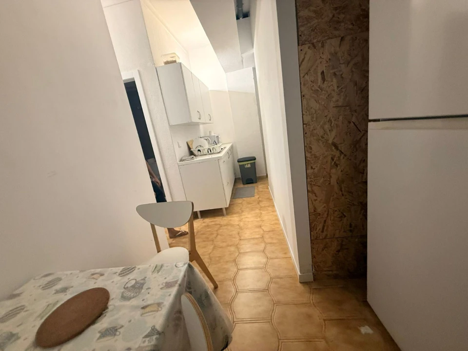 Armazém para Venda em Quarteira Foto 4