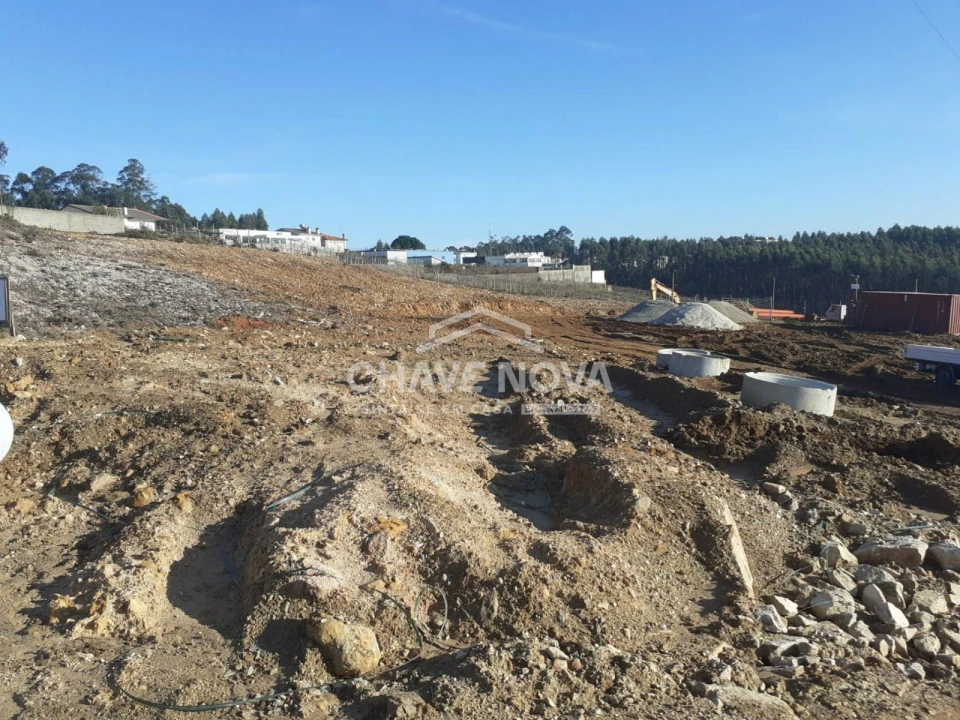 Terreno para Venda em Santa Maria da Feira, Travanca, Sanfins e Espargo Foto 2