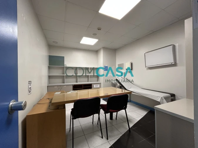 Loja para Venda em Gondomar (São Cosme), Valbom e Jovim Foto 11