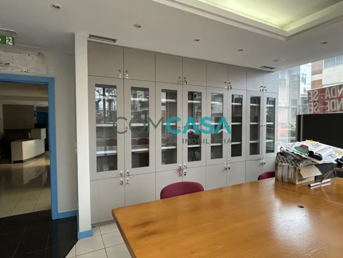 Loja para Venda em Gondomar (São Cosme), Valbom e Jovim Foto 29