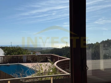 Moradia T4 para Venda em Alcabideche