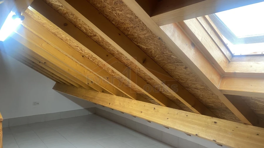 Moradia T1 para Venda em Santa Maria, São Pedro e Sobral da Lagoa Foto 20