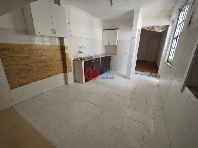 Moradia T6 para Venda em Torres Novas (Santa Maria, Salvador e Santiago) Foto 8