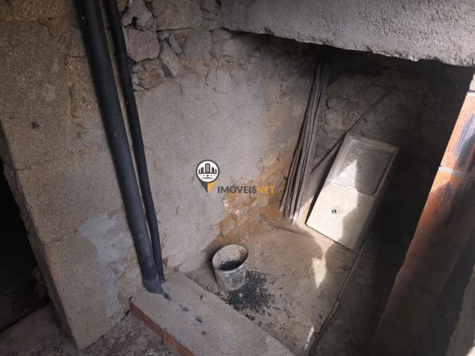 Moradia T0 para Venda em Póvoa de Rio de Moinhos e Cafede Foto 7