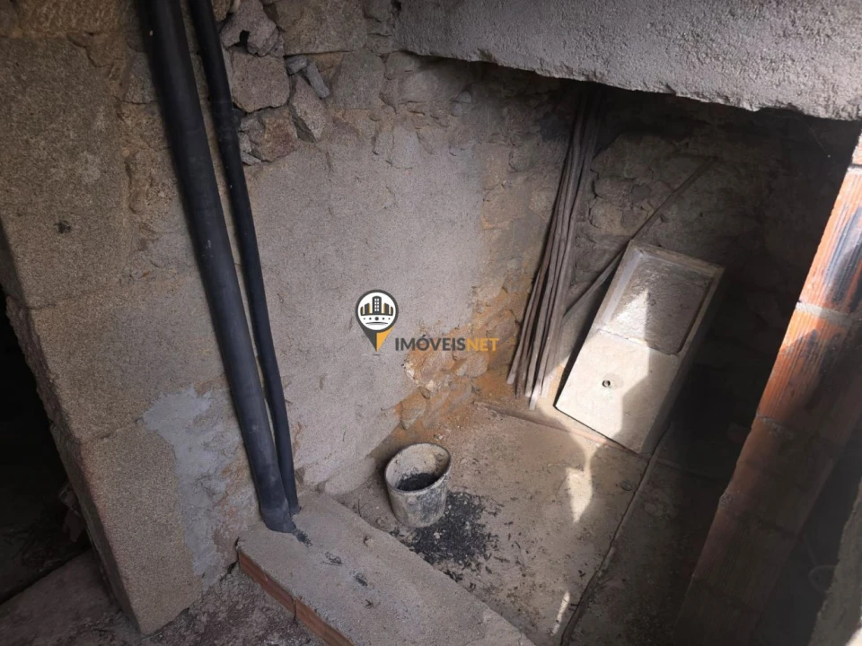 Moradia T0 para Venda em Póvoa de Rio de Moinhos e Cafede Foto 7