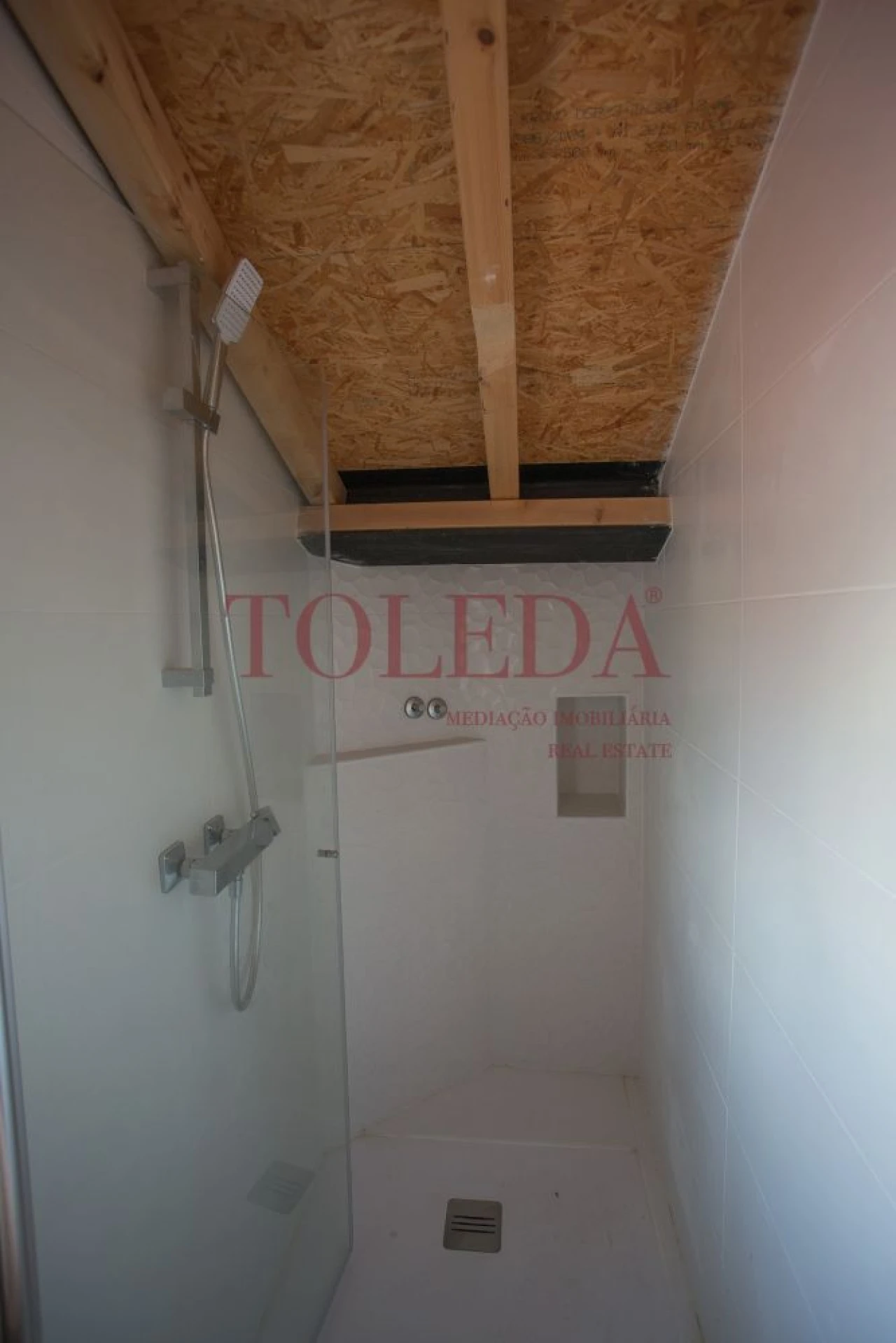 Moradia T2 para Venda em Almargem do Bispo, Pêro Pinheiro e Montelavar Foto 21