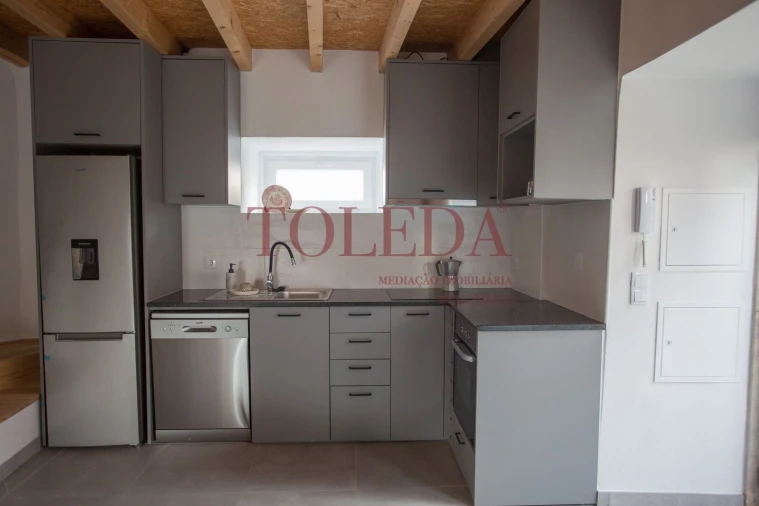 Moradia T2 para Venda em Almargem do Bispo, Pêro Pinheiro e Montelavar Foto 7