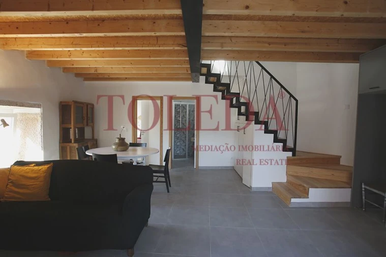 Moradia T2 para Venda em Almargem do Bispo, Pêro Pinheiro e Montelavar Foto 4