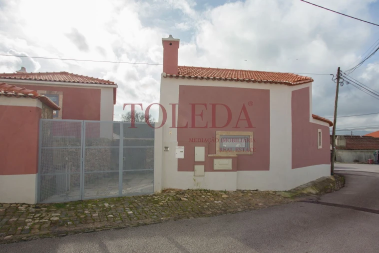 Moradia T2 para Venda em Almargem do Bispo, Pêro Pinheiro e Montelavar Foto 42