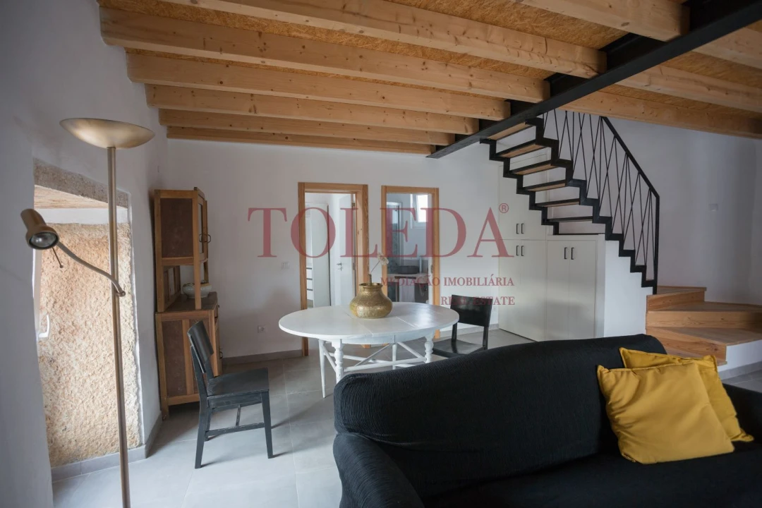 Moradia T2 para Venda em Almargem do Bispo, Pêro Pinheiro e Montelavar Foto 3