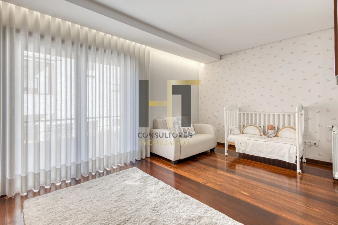 Moradia T4 para Venda em Cidade da Maia Foto 34