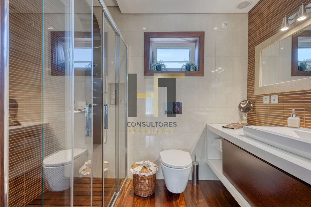 Moradia T4 para Venda em Cidade da Maia Foto 42