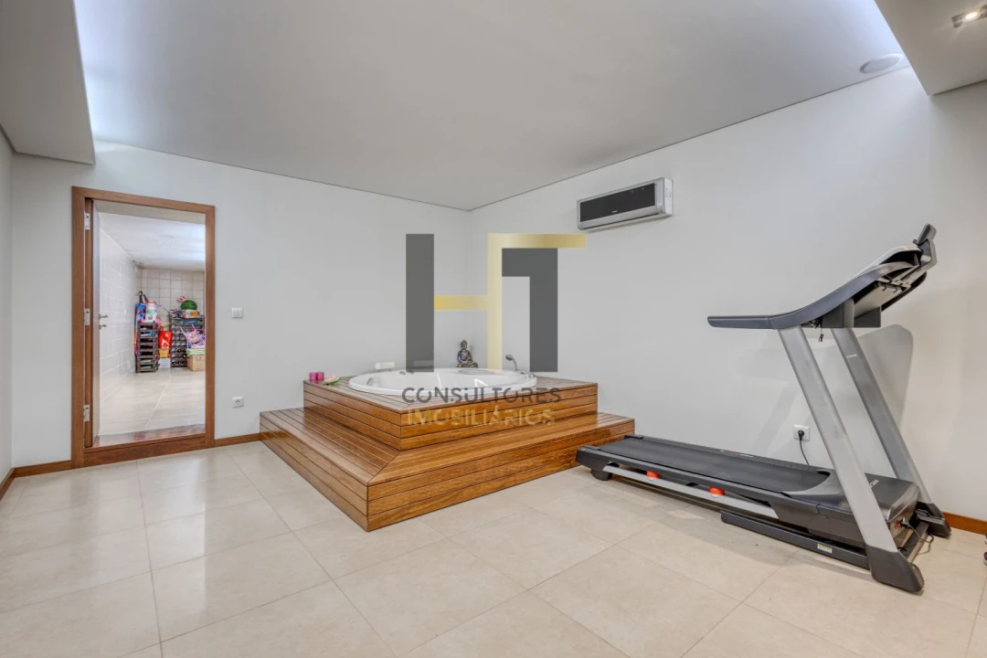 Moradia T4 para Venda em Cidade da Maia Foto 46