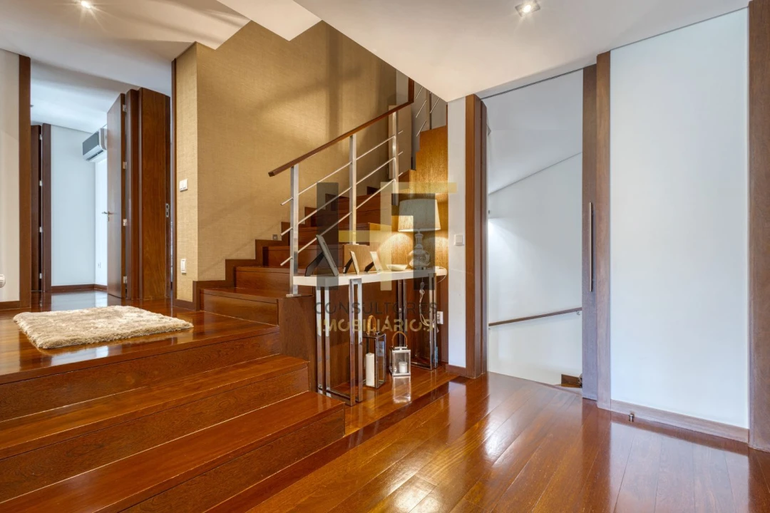 Moradia T4 para Venda em Cidade da Maia Foto 25