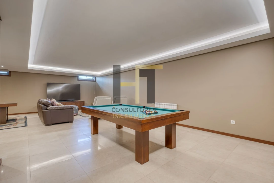 Moradia T4 para Venda em Cidade da Maia Foto 50