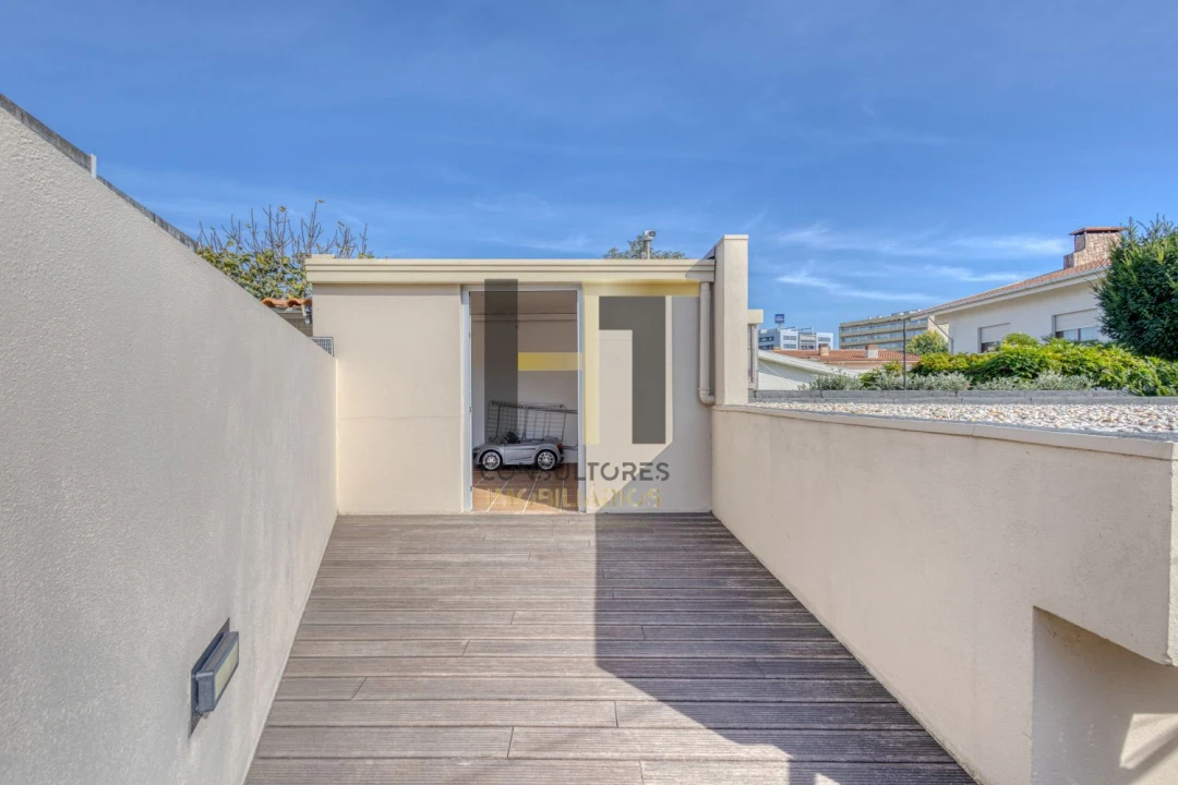 Moradia T4 para Venda em Cidade da Maia Foto 12