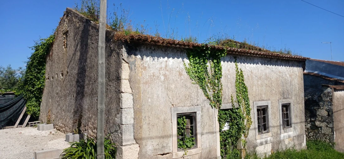 Moradia T4 para Venda em Olaia e Paço