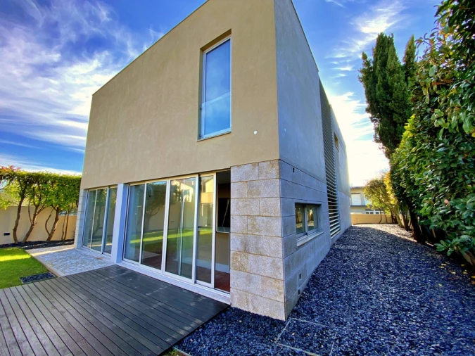 Moradia T3 para Venda em Bougado (São Martinho e Santiago) Foto 28