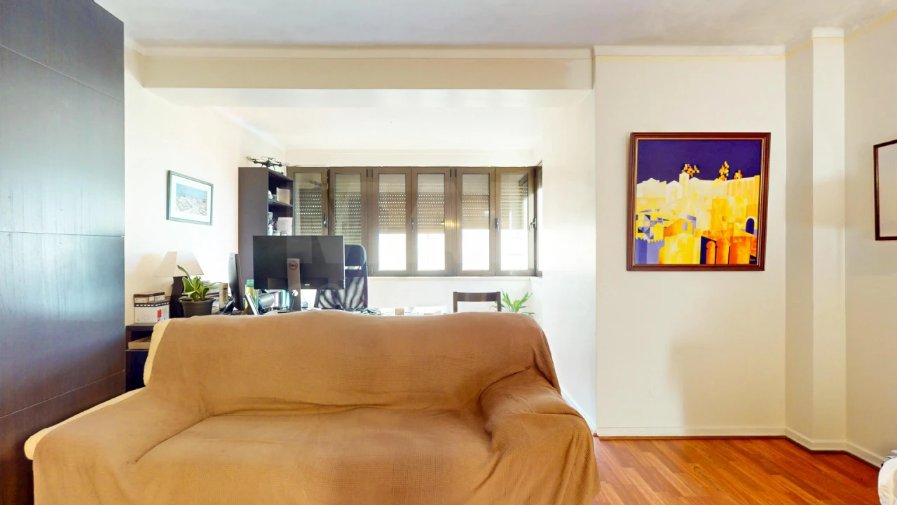 Apartamento T3 para Venda em Sacavém e Prior Velho Foto 7