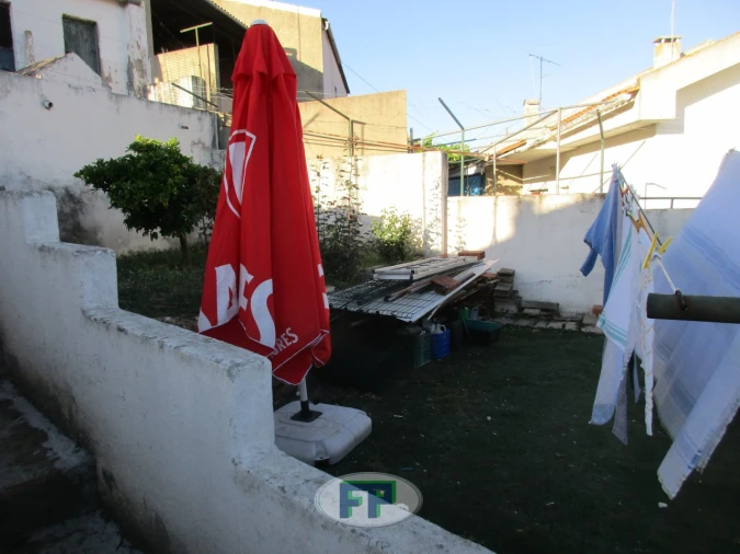 Moradia T2 para Venda em Alverca do Ribatejo e Sobralinho Foto 8
