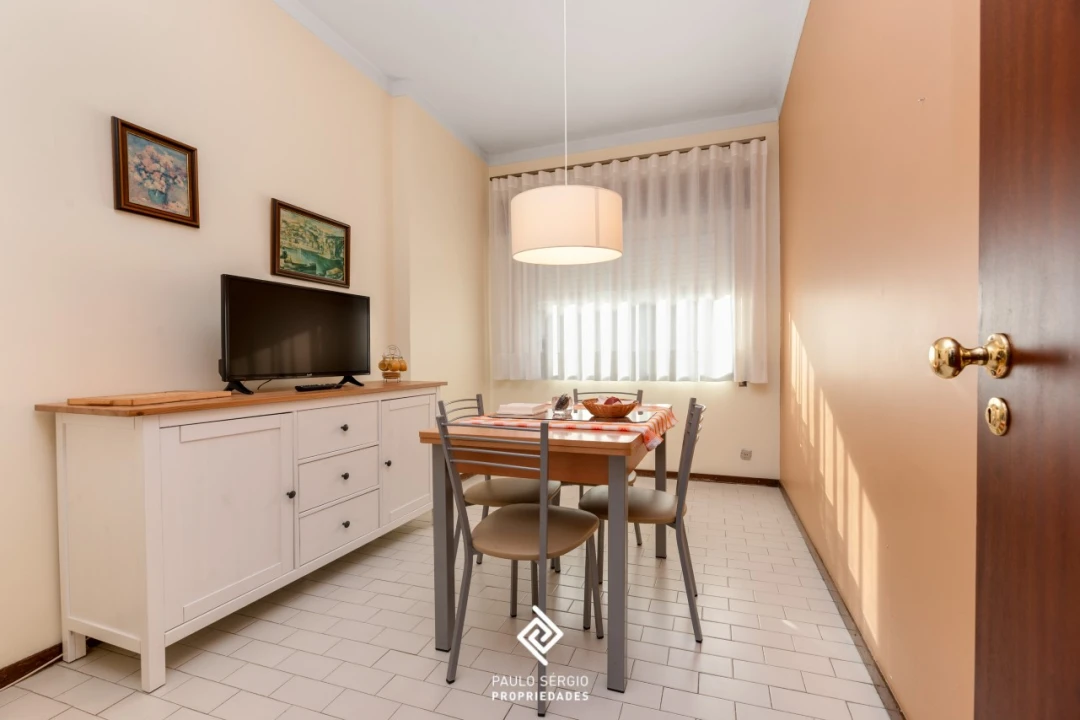 Apartamento T4 para Venda em Santa Marinha e São Pedro da Afurada Foto 10