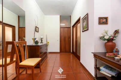 Apartamento T4 para Venda em Santa Marinha e São Pedro da Afurada