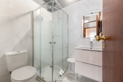 Apartamento T4 para Venda em Santa Marinha e São Pedro da Afurada