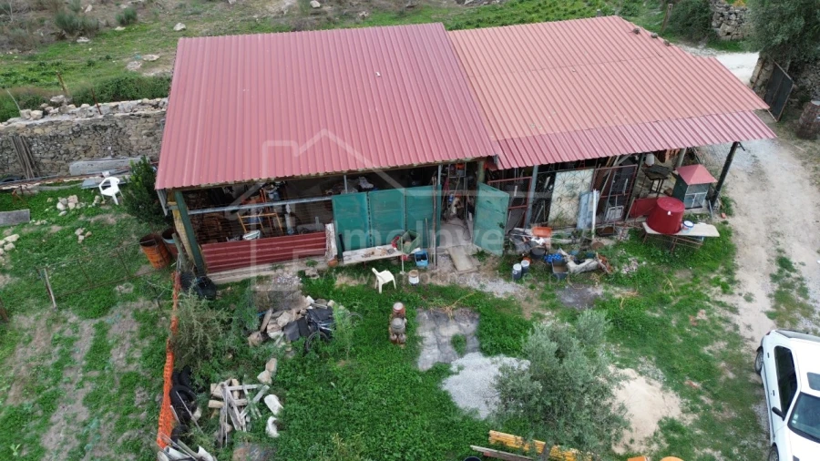 Terreno para Venda em Escalos de Cima e Lousa Foto 2