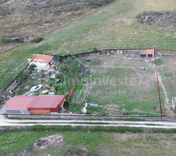 Terreno para Venda em Escalos de Cima e Lousa