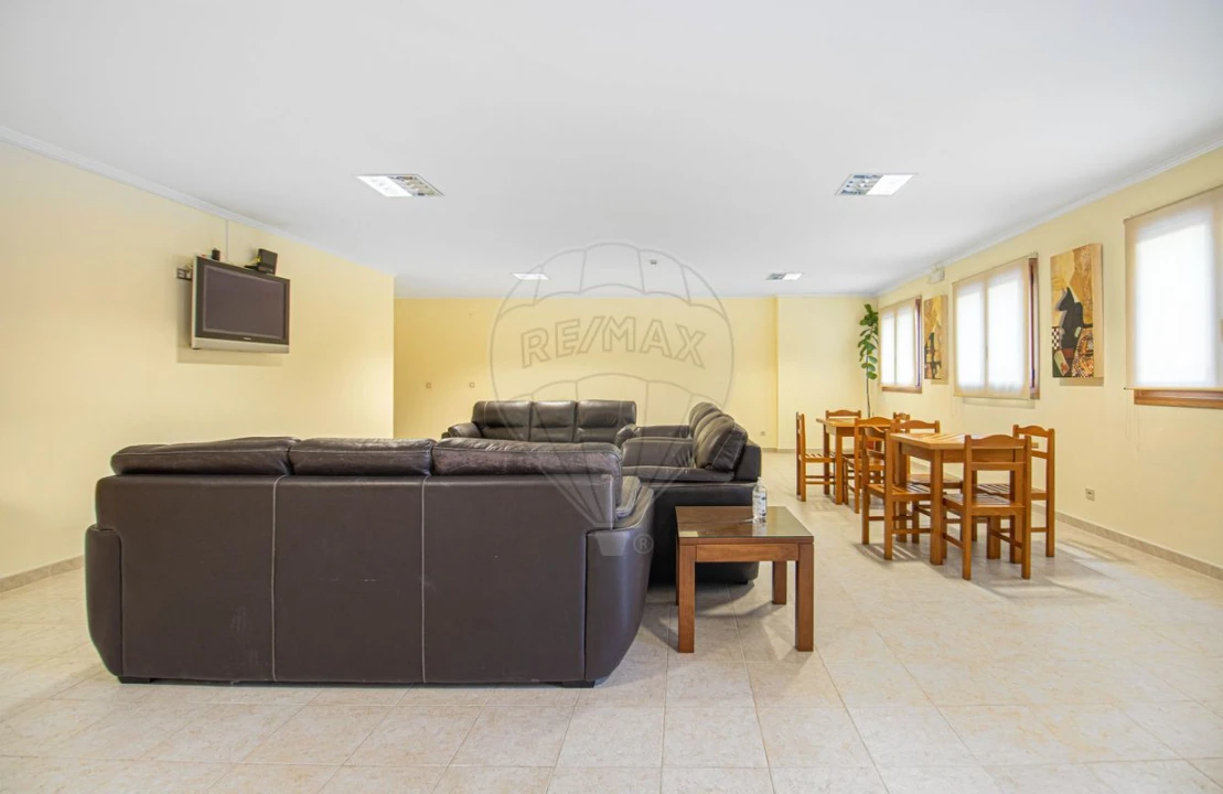 Apartamento T2 para Arrendamento em Póvoa de Santa Iria e Forte da Casa Foto 43